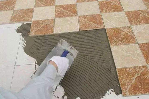 关于瓷砖胶，三分材料七分功